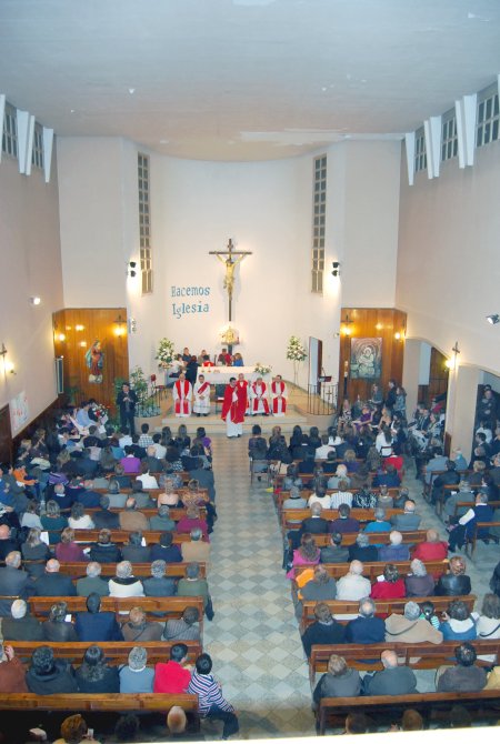 La Iglesia desde el Coro llena para las Confirmaciones